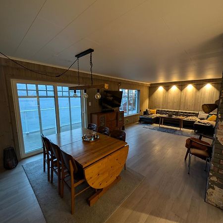 Reine Retro Villa - Cozy Villa With A Fantastic View מראה חיצוני תמונה