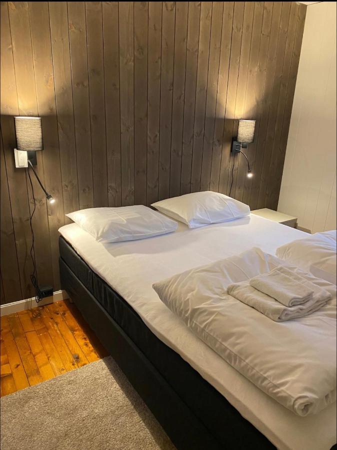 Reine Retro Villa - Cozy Villa With A Fantastic View מראה חיצוני תמונה